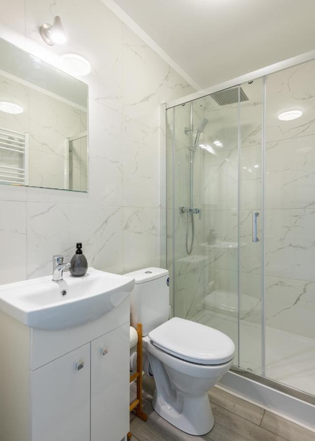 Batorego 220 - 450M Stacja Metra Pola Mokotowskie, 800M Biblioteka Narodowa - 20M Piekny Park Pola Mokotowskie - 800M Do Sgh - Wifi - Smart Tv - Good Apartments Varşova Dış mekan fotoğraf